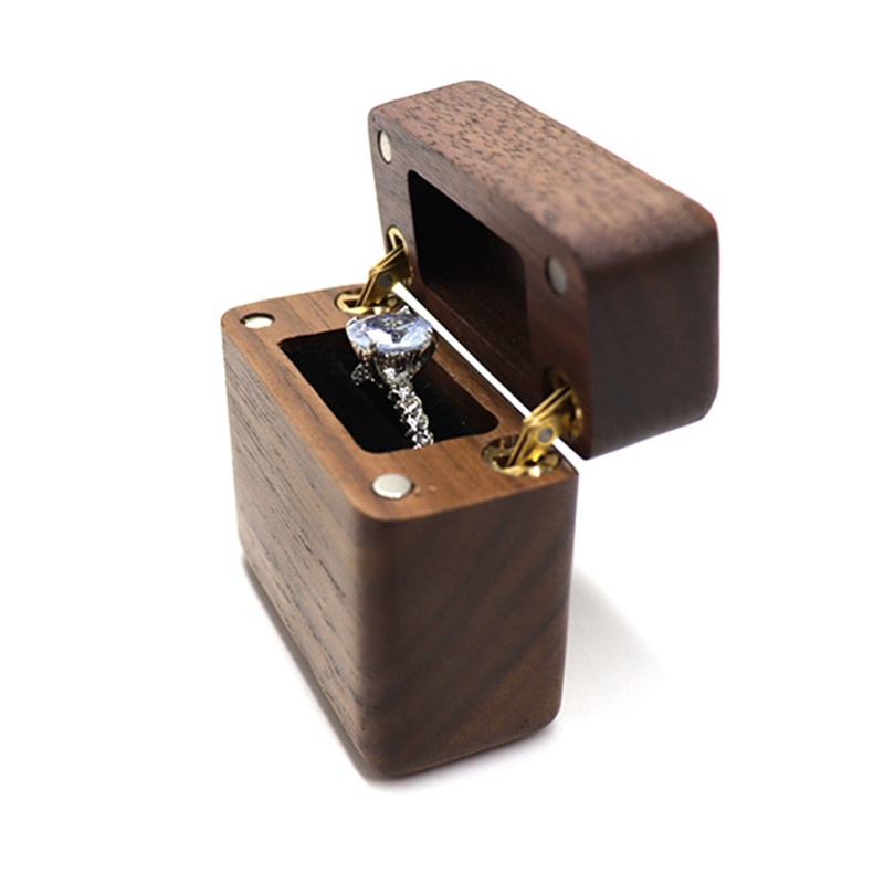 Hộp Đựng Nhẫn Cưới Bằng Gỗ Thiết Kế Nhỏ Gọn Tiện Dụng