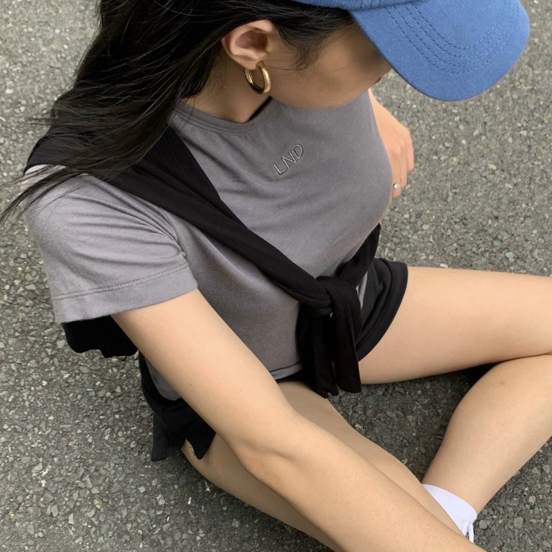 Áo thun nữ Hebe Top tay ngắn cổ tròn vải cotton cao cấp LND