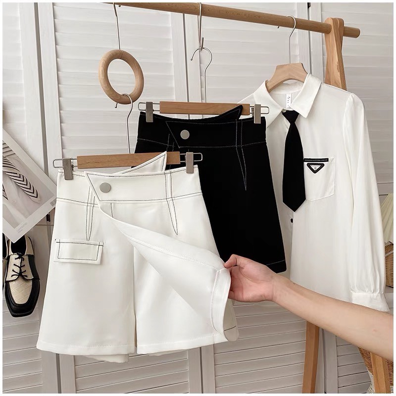 CHÂN VÁY CHỮ A PHỐI VIỀN ( CÓ QUẦN TRONG) [Moment House]