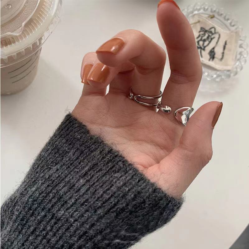 Bộ 2 nhẫn hở có thể điều chỉnh thiết kế không đều màu bạc dành cho nữ