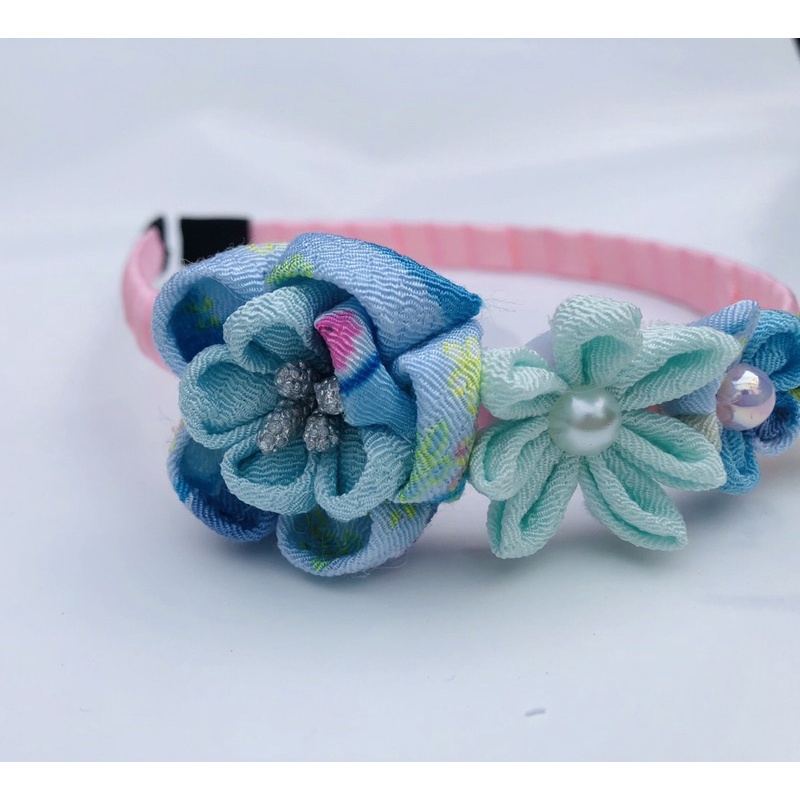 Cài tóc Kanzashi cho bé gái