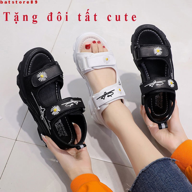 Giày sandal nữ đi học đế cao 5cm hoa cúc 2 quai ngang siêu êm siêu nhẹ - Dép sandal nữ đẹp đế cao 5cm hoa cúc sang chảnh