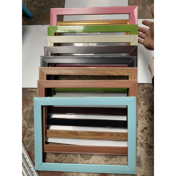 khung ảnh kích thước A3(30x40)cm(bảo hành gãy vỡ).