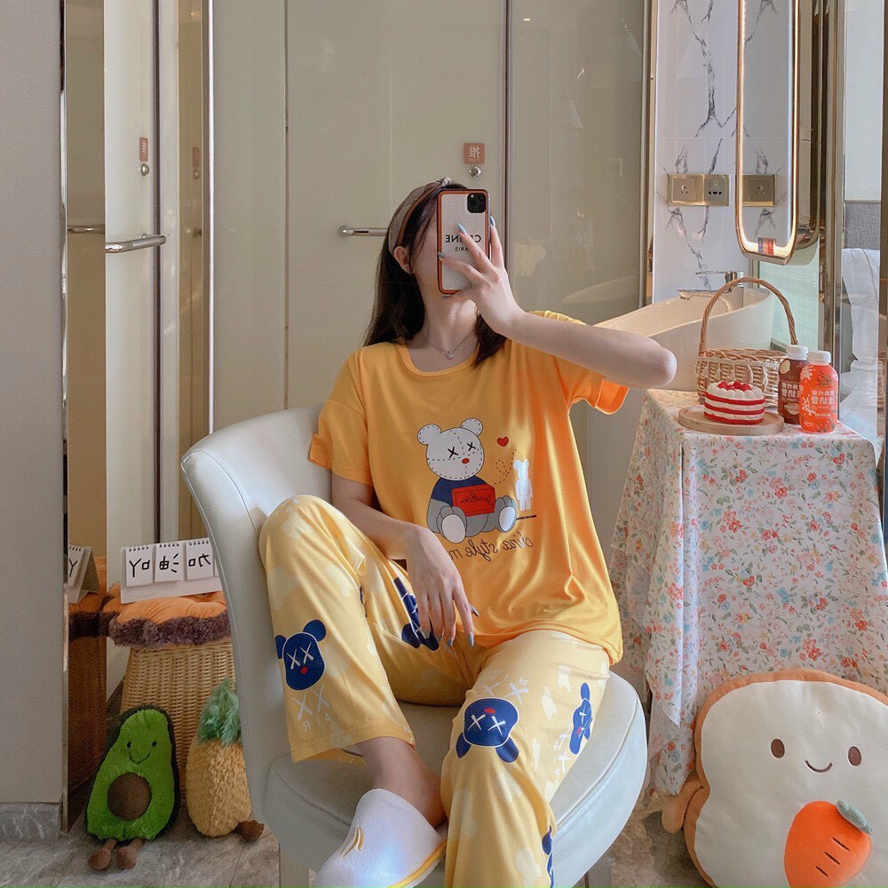 Bộ mặc nhà- bộ ngủ Pyjama siêu xinh in hình hoạt hình DAFFY DUCK chất vải thun cotton mềm mịn thoáng mát