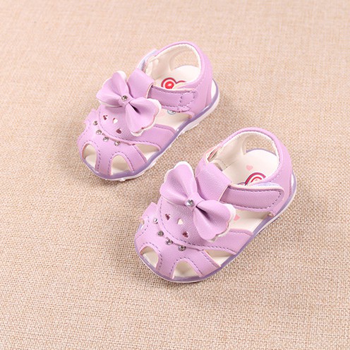 sandal bé gái size 15-19 đèn led