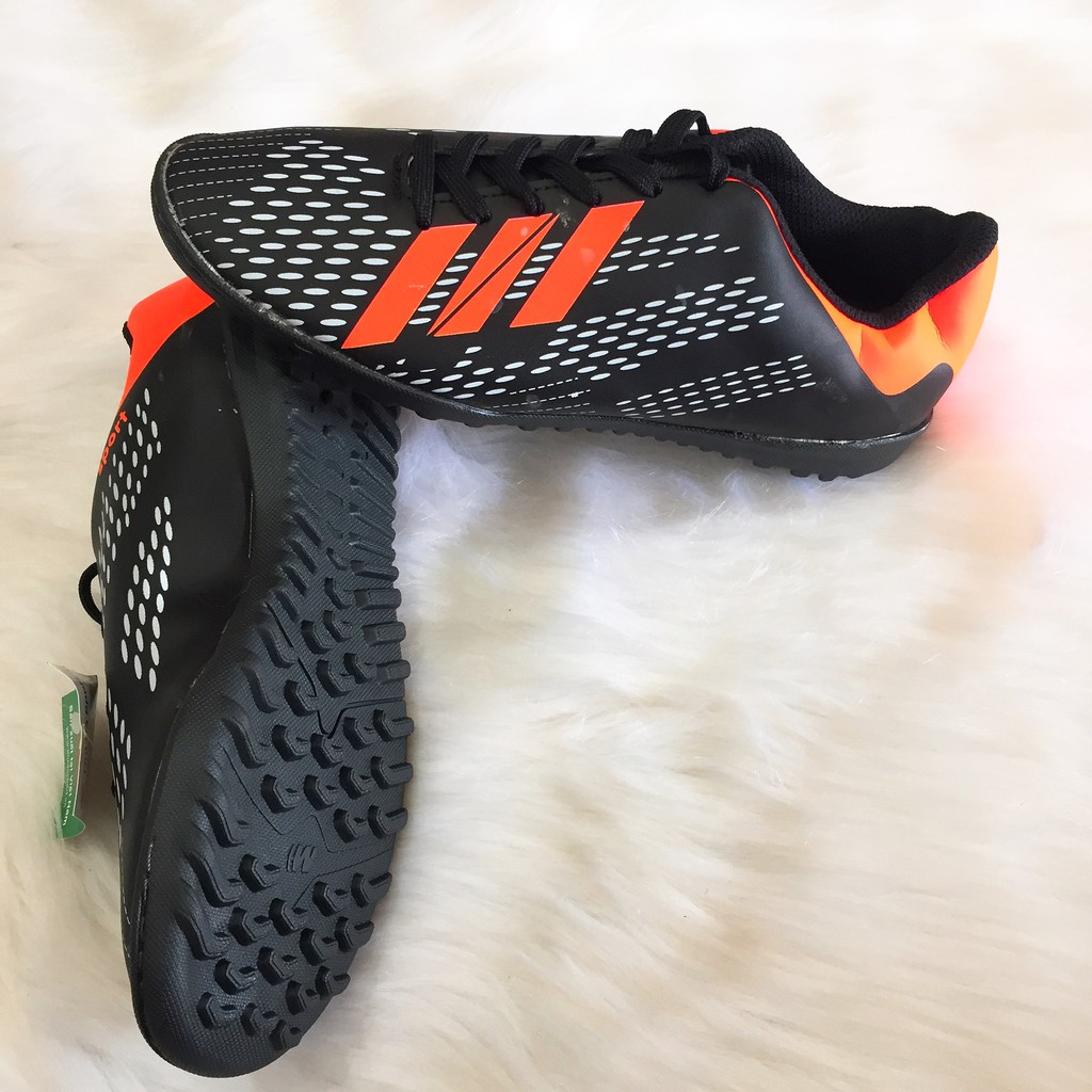 giày bóng đá đủ size lớn nhỏ 32-43,giày đá banh sân cỏ  màu đen cam phun sơn may đế