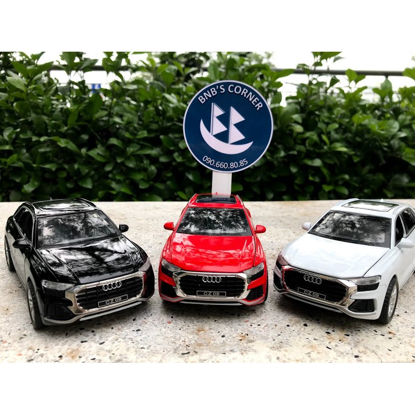 Xe mô hình Audi Q8 tỉ lệ 1:32 full box