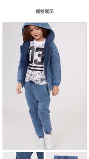 Quần nỉ H&M dư xịn.