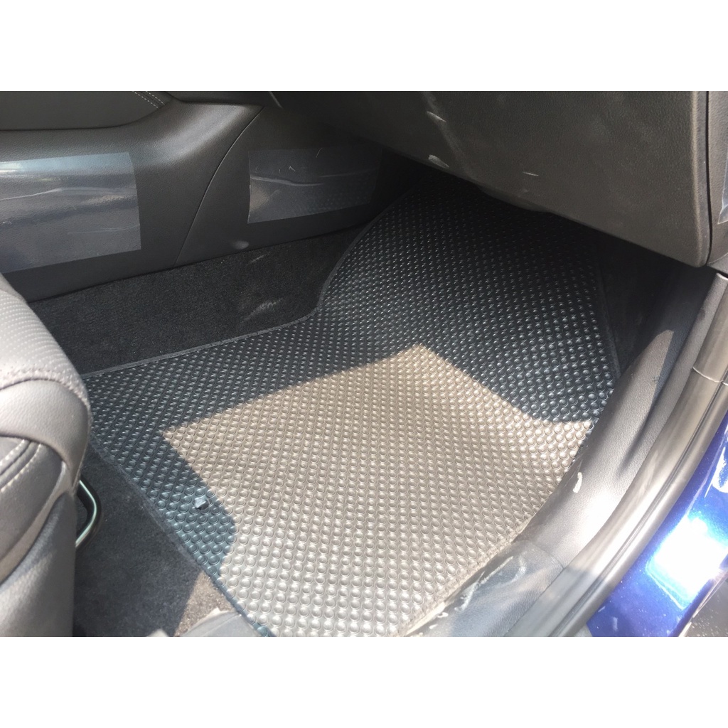 Thảm Lót Sàn Ô Tô KATA Cao Cấp Cho Xe Hyundai Santafe  - Không mùi, Không ẩm mốc, Dễ dàng vệ sinh