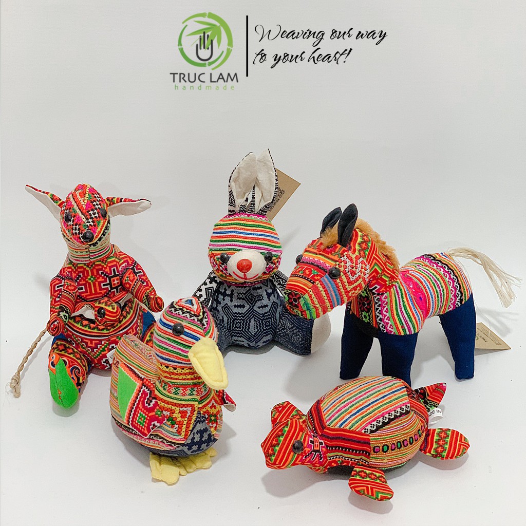 Đồ Chơi Cho Bé Thú Nhồi Bông Hình Con Thỏ, Vịt, Ngựa, Rùa Vải Thổ Cẩm Dệt Tay Bông Gòn Cao Cấp - Trúc Lâm Handmad