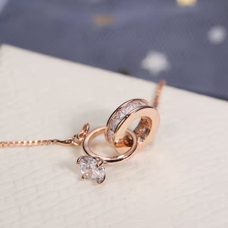 Vòng tay mạ vàng đính đá lấp lánh cho nữ