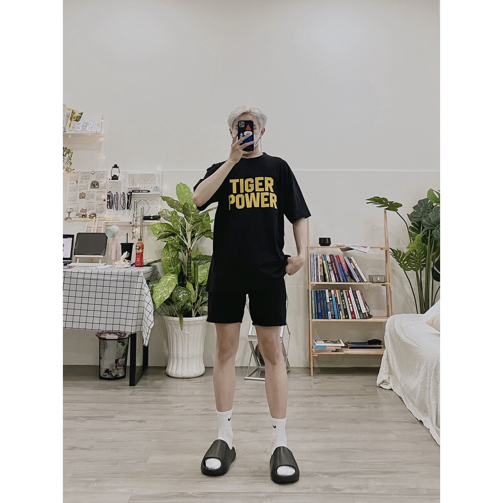 Áo thun tay ngắn màu đen form rộng chất cotton - Tiger Power T-Shirt