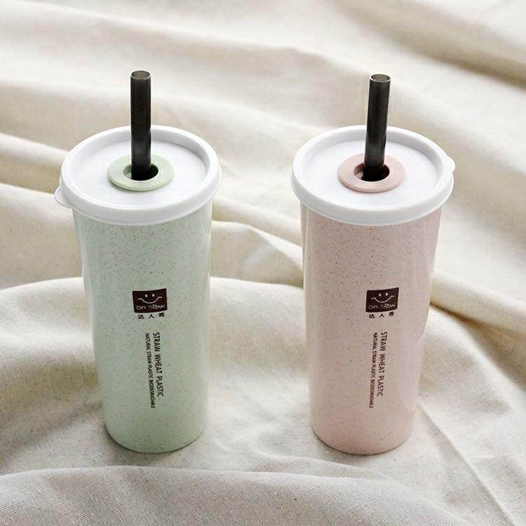 Bình nước 450ML bằng rơm lúa mì với nắp đậy tiện dụng