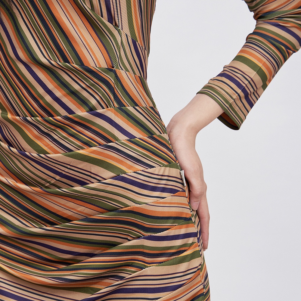 Đầm Body HECCI Cổ Tròn Nhiều Màu Tay Dài Phối Eo Nhún V122