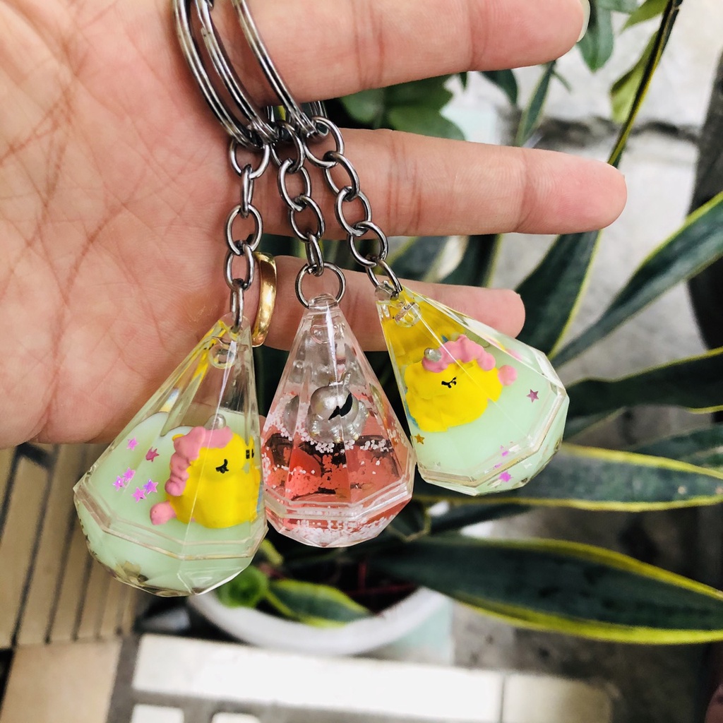 Móc khóa nước kim tuyến dễ thương DTOnline (ngẫu nhiên)