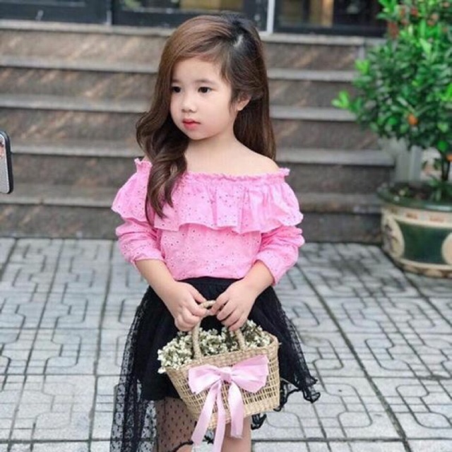 Sét váy trễ vai ( phạm thị hoài)