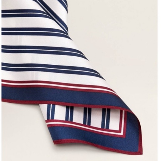 Khăn Cầm Tay Vuông Cho Nam Mango