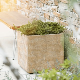 Chậu Composite Esteras Naturelite Old Stone Cavan - ban công xanh