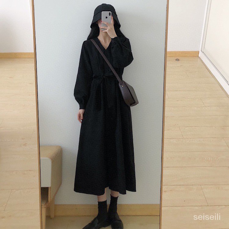 2021The New Spring Season Small Black Dresses Vintage V-neck Dresses Corduroy A-line Dresses with waist tucked look slim | BigBuy360 - bigbuy360.vn