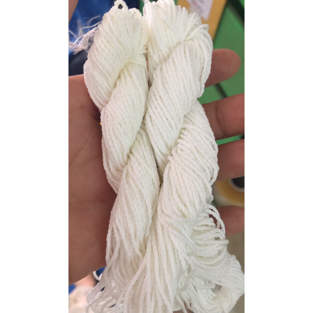 Cuộn dây thả diều có tay nắm chiều dài 30, 60, 80, 100m dầy từ 2 ly chắc chắn với mọi loại diều thả ngoài trời