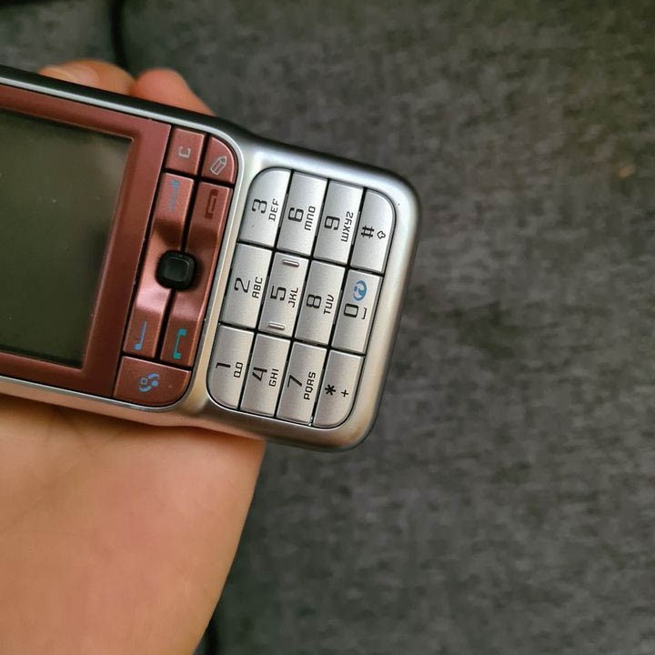 ĐIỆN THOẠI NOKIA 3230 CHÍNH HÃNG CỔ