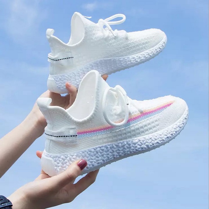 Giày đổi đổi màu siêu đẹp ra nắng đổi màu đế nhựa trong | BigBuy360 - bigbuy360.vn