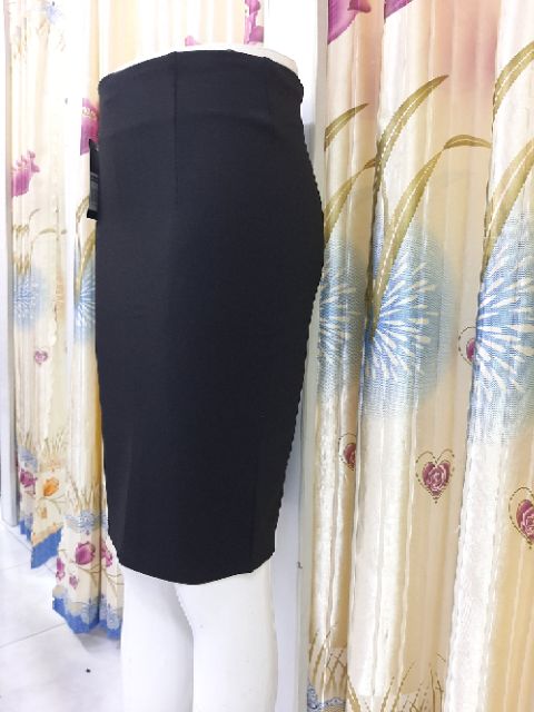 Chân váy bút chì công sở vải thun cao cấp Linh Chi co giãn tốt  form chuẩn đẹp không bị bai nhão có túi giấu bên trong | BigBuy360 - bigbuy360.vn