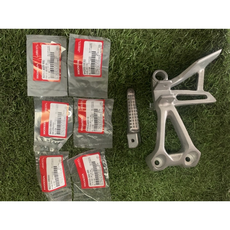 Bộ gác chân sau winner