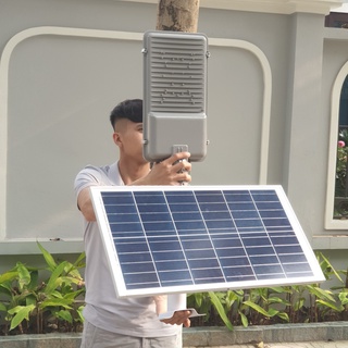 ĐÈN NĂNG LƯỢNG MẶT TRỜI BC300W