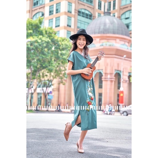 Đầm xanh của Ngado 99%💋💋💋