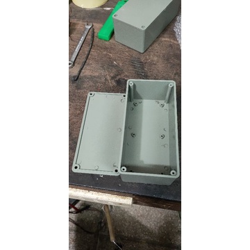 Hộp nhựa đựng mạch điện, kích thước 136x68x50