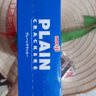 Bánh MEIJI Plain Crackers 104g