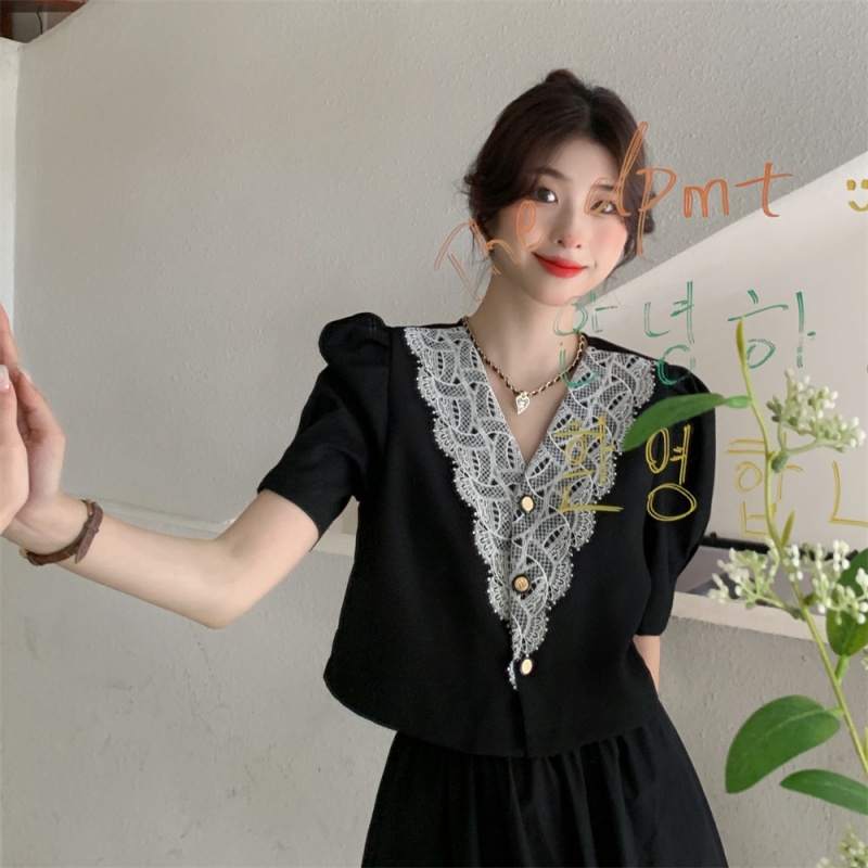 Áo Sơ Mi Tay Ngắn Cổ Chữ V Phối Ren Thời Trang Mùa Hè Dễ Phối Đồ Cho Nữ