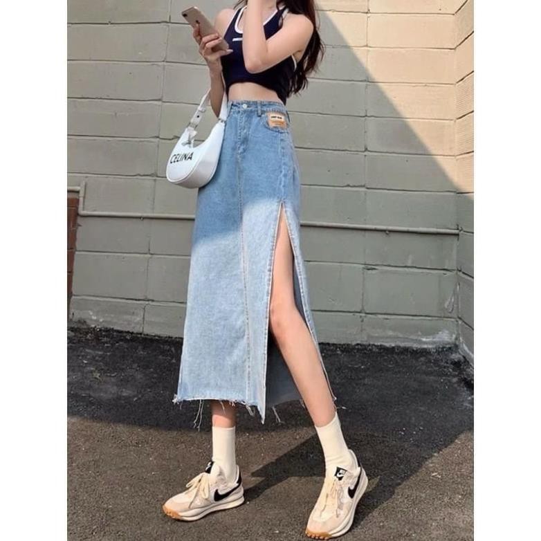 Chân váy bò dài xẻ chân mác túi nâu 1 khuy, Chân váy dáng dài xẻ đùi - MOONMY | BigBuy360 - bigbuy360.vn