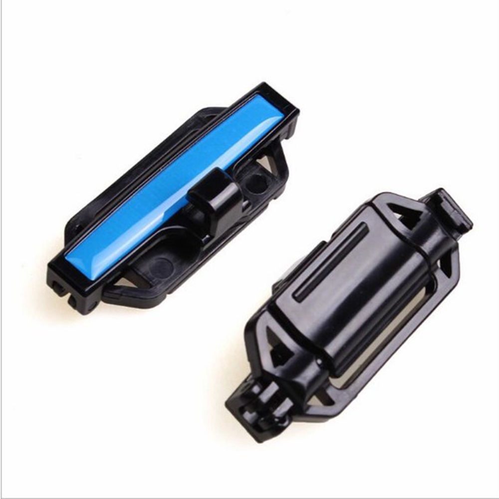 Set 2 Kẹp Điều Chỉnh Dây An Toàn Cho Xe Ô Tô
