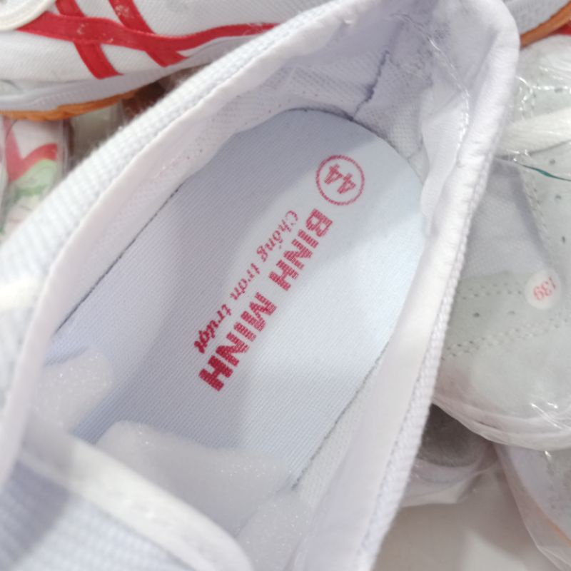 Giày Thể Dục Size 44 Học Sinh
