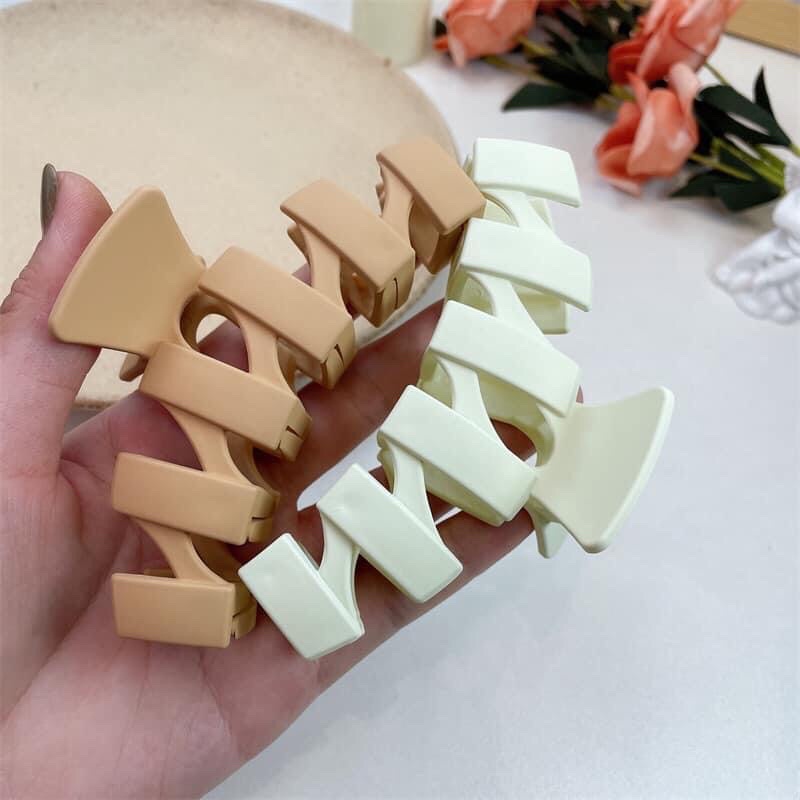 Kẹp tóc càng cua zic zắc màu trơn cho nữ