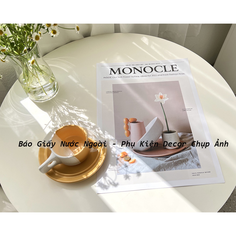 Tạp Chí Tiếng Anh Bằng Giấy Dùng Làm Đạo Cụ Chụp Ảnh