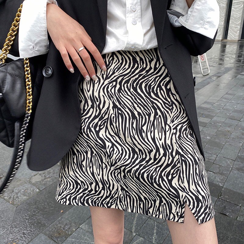 chân váy vằn 🦓