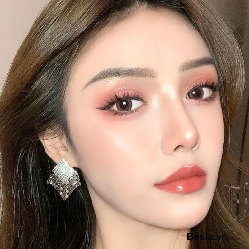 🍓Phấn bắt sáng ánh nhũ lấp lánh chất mềm mịn tiện dụng cho mũi và cơ thể