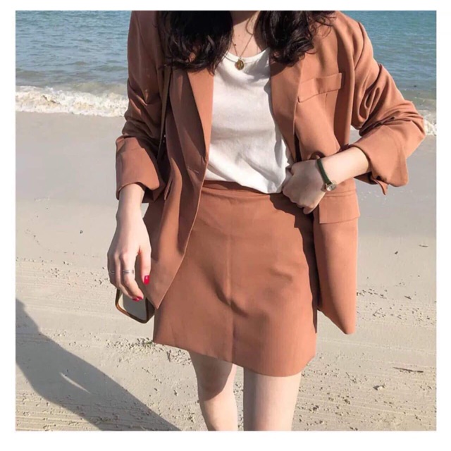 THANH LÝ SÉT ÁO VÉT KÈM CHÂN VÁY MÀU CAM ĐẤT