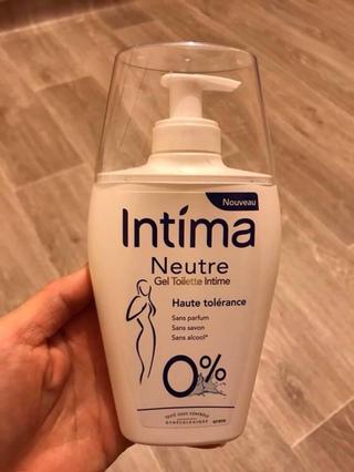 Dung dịch vệ sinh phụ nữ Intima