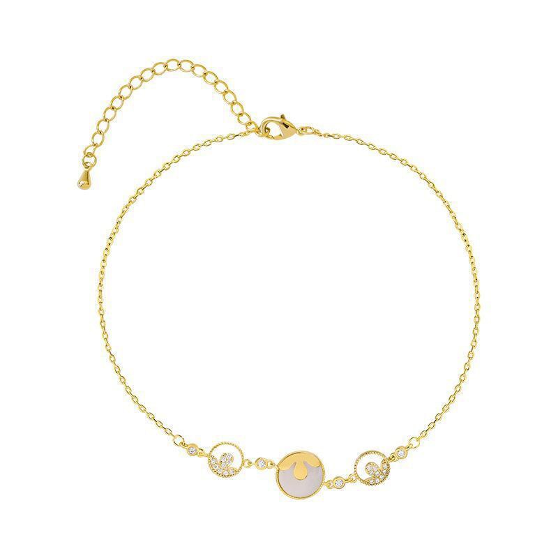 Vòng tay thiết kế tối giản cho bạn gái