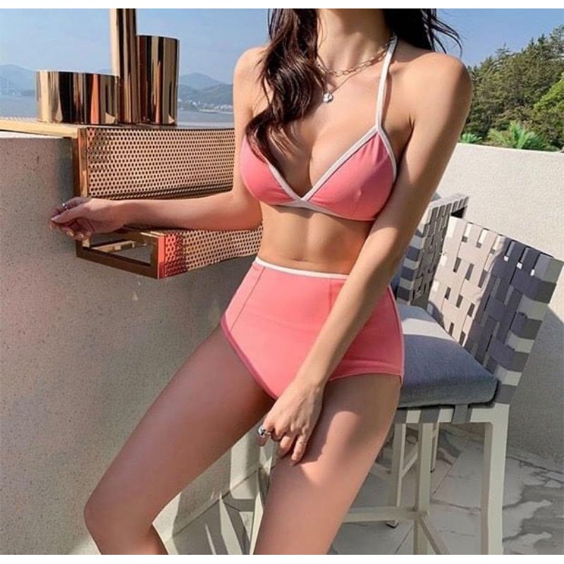 Bikini tam giác viền trắng (hình thật chụp sàn)