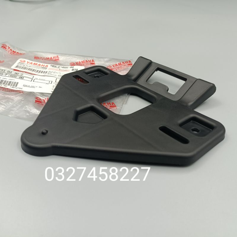 Nhựa đệm bắt đuôi biển số xe Jupiter zin Yamaha