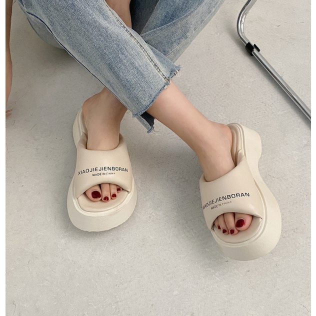 Dép Đi Ngoài Trời Đế Dày 2022 Thời Trang Mùa Hè Cho Nữ