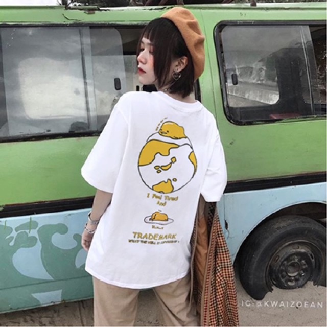 Áo thun in trái đất vàng TRADEMARK