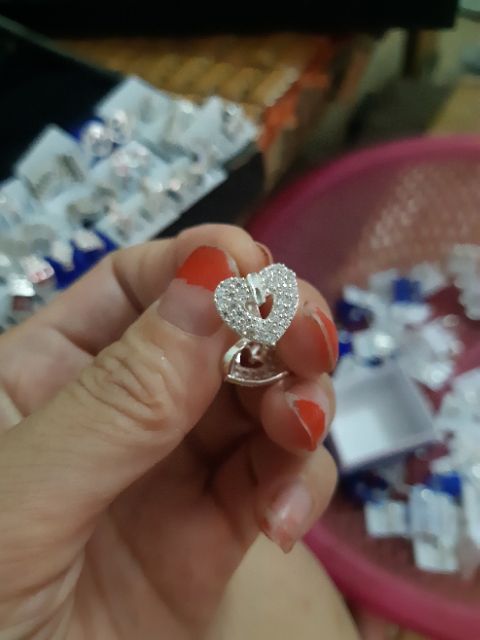 Khuyên tai bạc tim