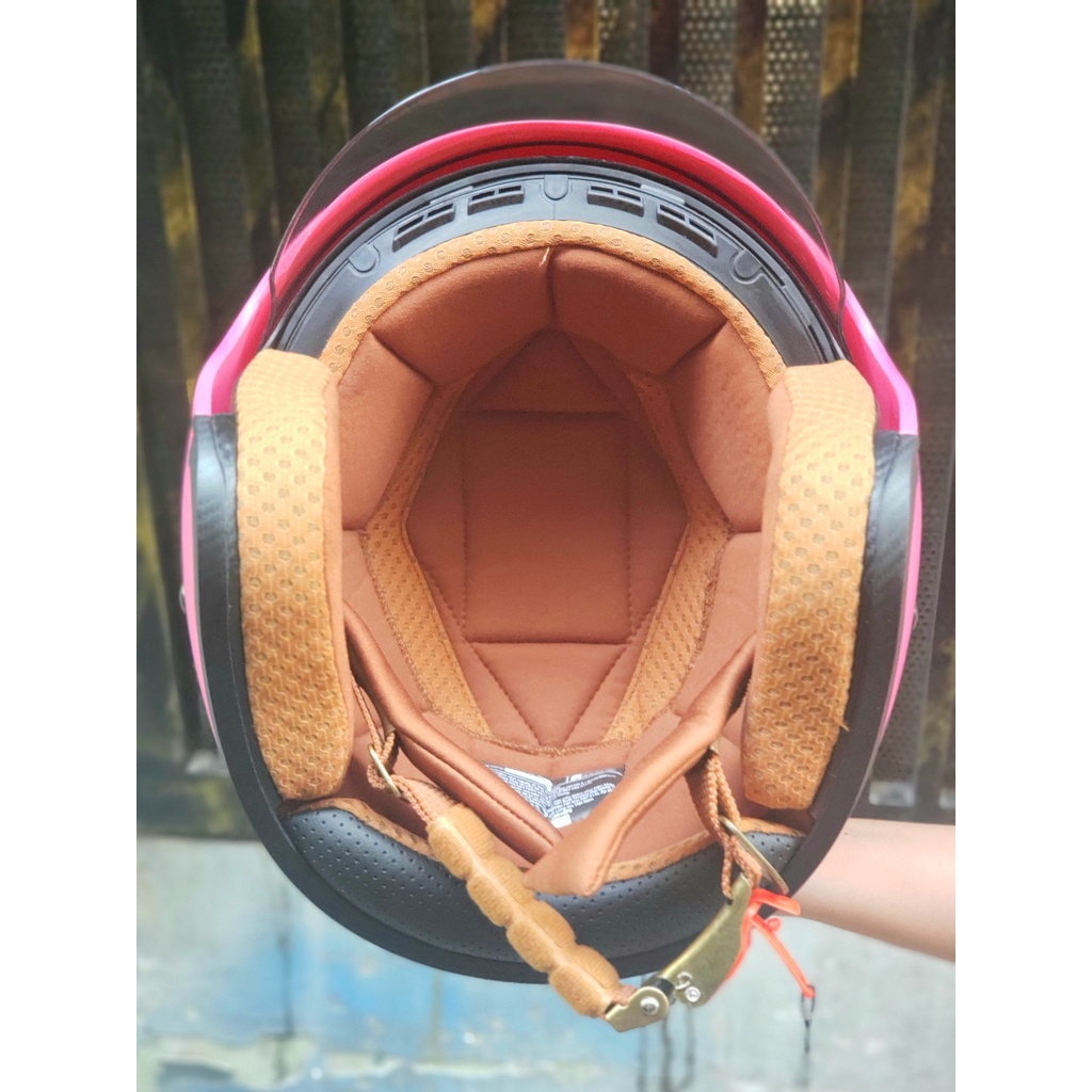 Mũ bảo hiểm kính âm Royal M139 chính hãng màu hồng lên tem