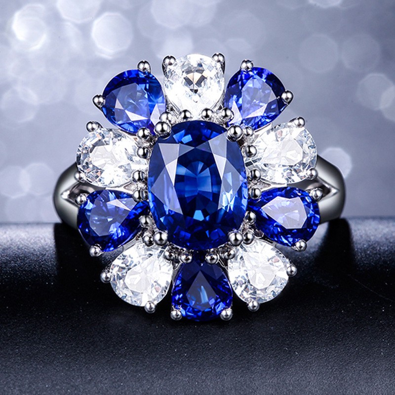 Nhẫn nữ đính đá sapphire thiết kế đẹp mắt sang trọng